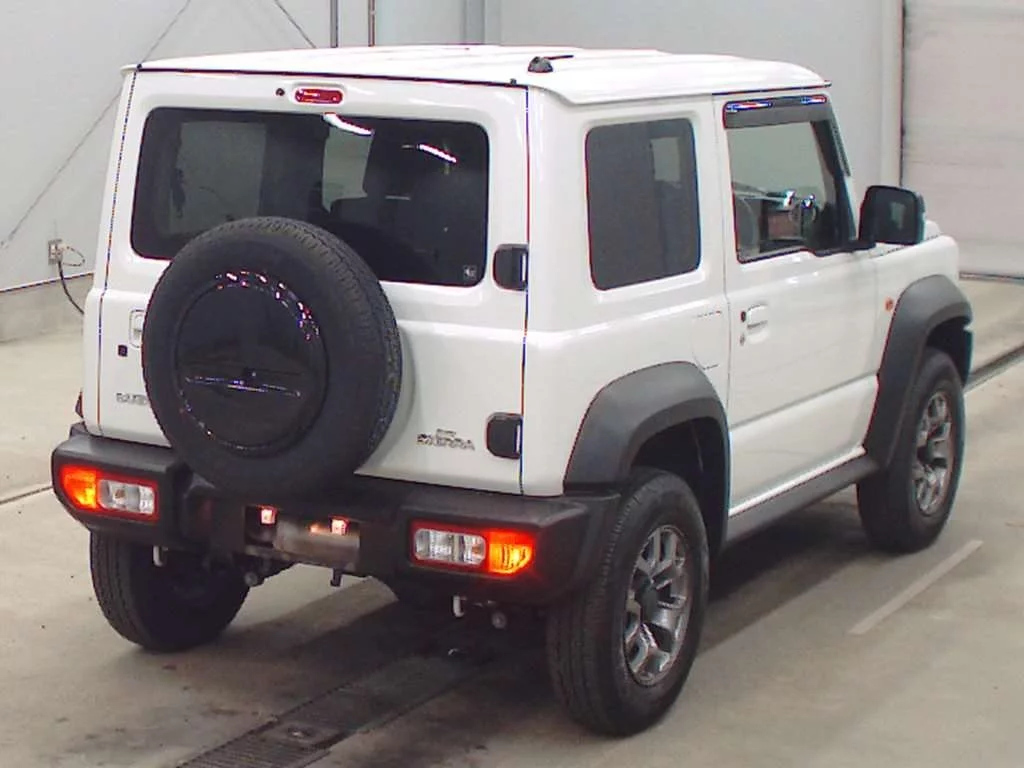 Suzuki Jimny Sierra JB74W 2023